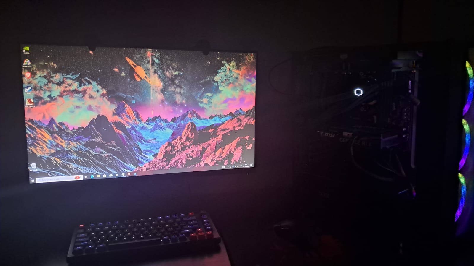 Computer with screen